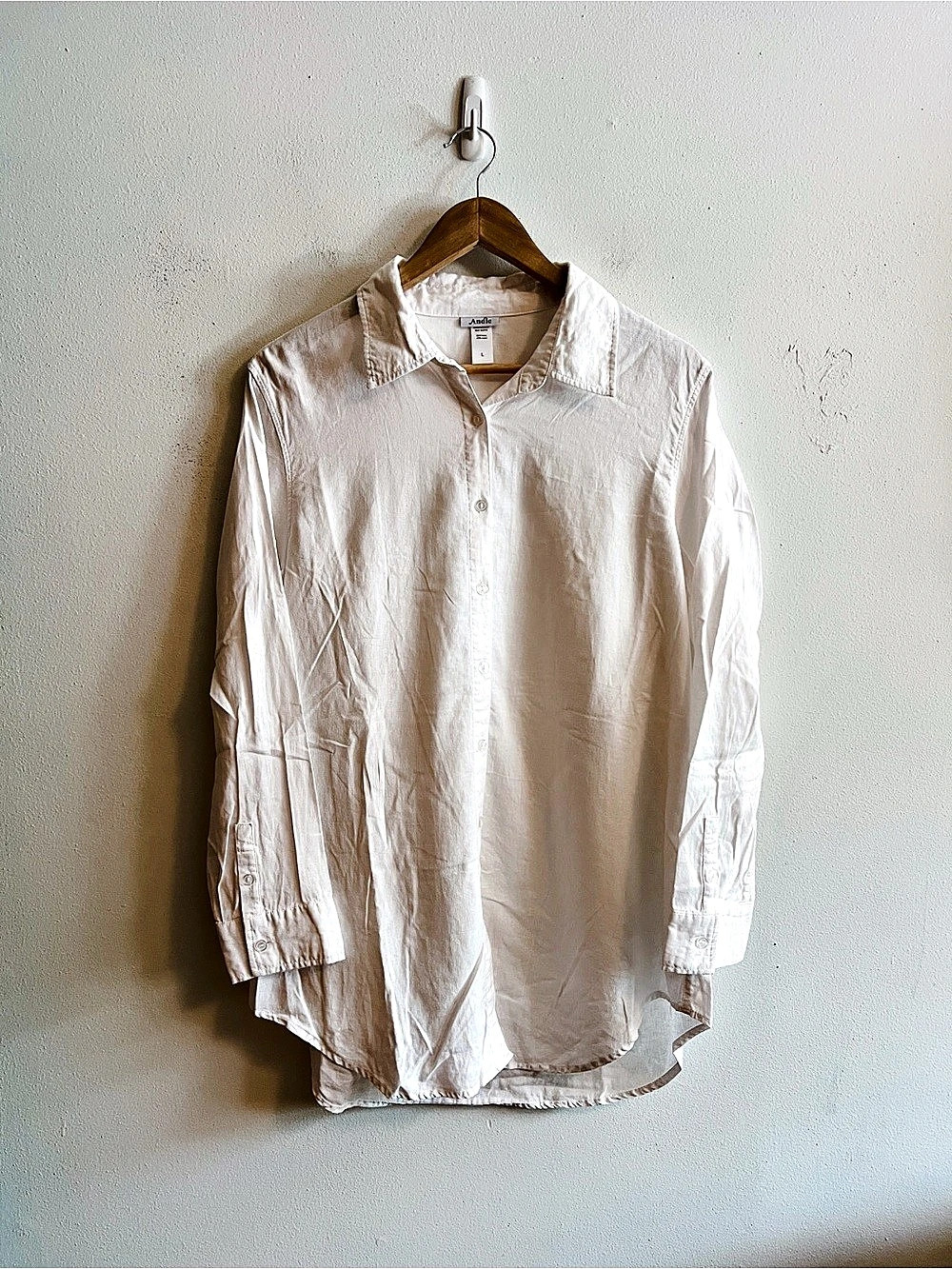 Andie Linen Blend Button Down Shirt in White Large Like New